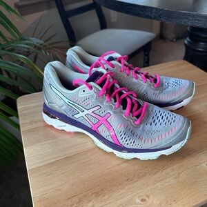 ASICS Gel Kayano 23 Size 9